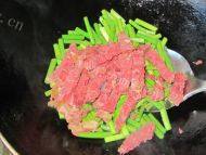 美味蒜薹炒牛肉做法图解6)