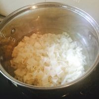 清香枸杞叶鸡蛋拌面的做法图解二