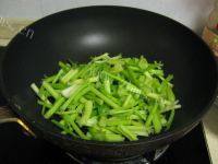 家常菜芹菜香干做法图解4)