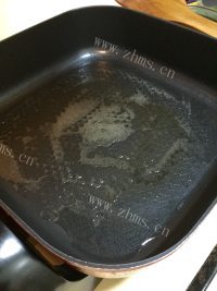 美味青瓜胡萝卜鸡蛋饼做法图解12)