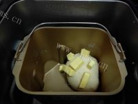 自制培根芝士堡做法图解2)