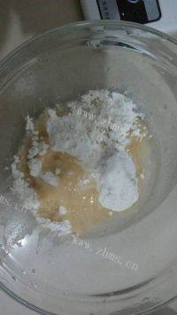 自制抹茶红豆酥做法图解1)