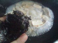 美味的紫菜豆腐汤做法图解6)