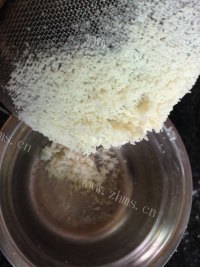 美味的雪花面包做法图解5)