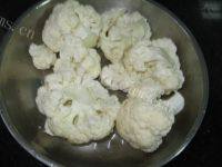 外婆教我做菜花炒肉做法图解1)