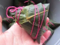 美味的红豆枣子粽做法图解11)