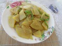 家常菜尖椒土豆片