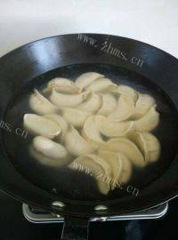 自己做的麻辣水饺做法图解8)
