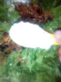 丁香鱼拌苦菊做法图解5)