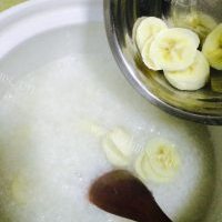 美味奶香香蕉粥的做法图解五