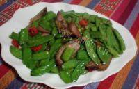 自制腊肉炒荷兰豆
