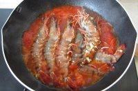 色味俱佳的番茄大虾做法图解12)
