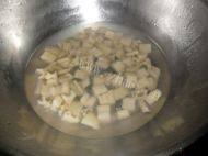 家常菜肉末藕丁做法图解4)