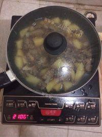 #美食记#红烧土豆排骨做法图解4)