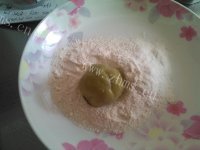 自制抹茶冰皮月饼做法图解12)