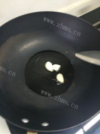家常菜黄瓜炒火腿做法图解3)