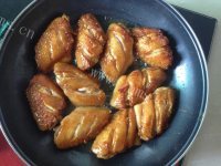 特色美食可乐鸡翅做法图解5)