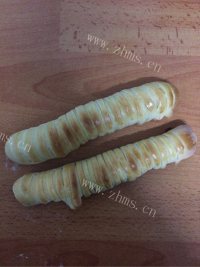 色香味浓的毛毛虫面包做法图解9)