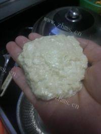 鲜的自制凉皮做法图解5)
