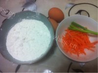 喷香的鸡蛋饼做法图解1)