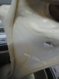 自制黄油面包做法图解2)