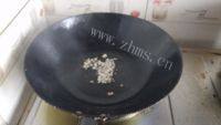 家常菜凉拌茼蒿做法图解5)