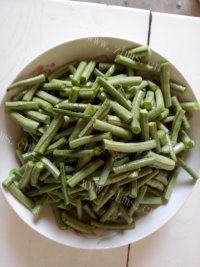 味道不错的清炒豆角做法图解1)