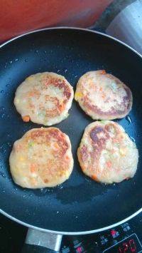 自己做的田园土豆饼