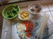 美味的五彩拌粉丝做法图解1)