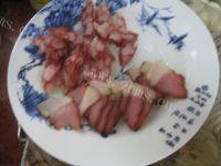 美味的腊味排骨煲仔饭做法图解1)