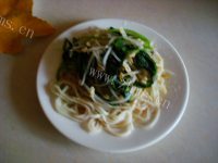 家常菜凉拌豆芽做法图解4)