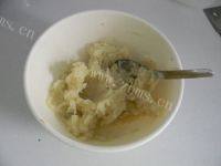香气逼人的香煎土豆泥做法图解2)