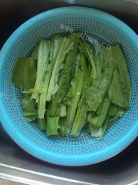 DIY蒜蓉油麦菜做法图解1)