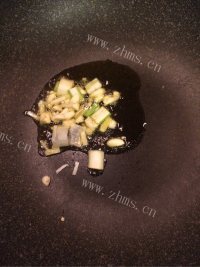 家常菜干豆腐炒尖椒做法图解2)