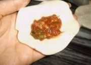 美味的混合香草咖喱角做法图解4)