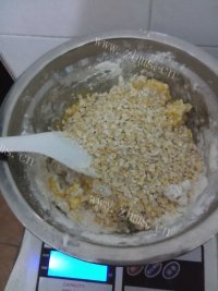 自制燕麦饼做法图解4)