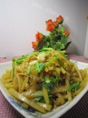 家常菜香炒土豆丝