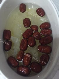 色香味俱全的银耳汤做法图解4)