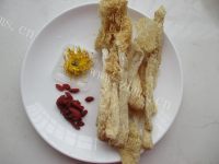 好喝的竹荪菊花枸杞饮做法图解1)