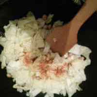 家常白菜炒花生米的做法图解六