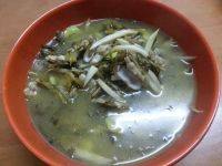 美味的酸菜汤