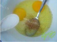 蛋煎馒头片的做法图解三