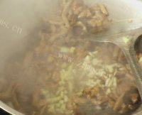从此恋上蒜苔炒肉做法图解7)