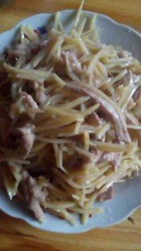 家常菜炒土豆丝