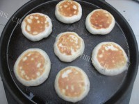 可口的裙带菜素肉烫面馅饼做法图解13)