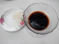 喷香红枣香菇焖猪蹄做法图解7)