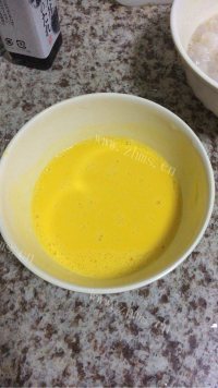 美味的日式炒饭做法图解2)