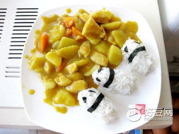 熊猫吃屎
