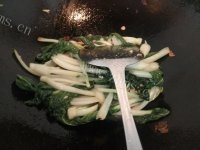 口感极佳的炝炒小白菜做法图解8)