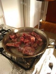 美味可口的羊肉抓饭做法图解5)